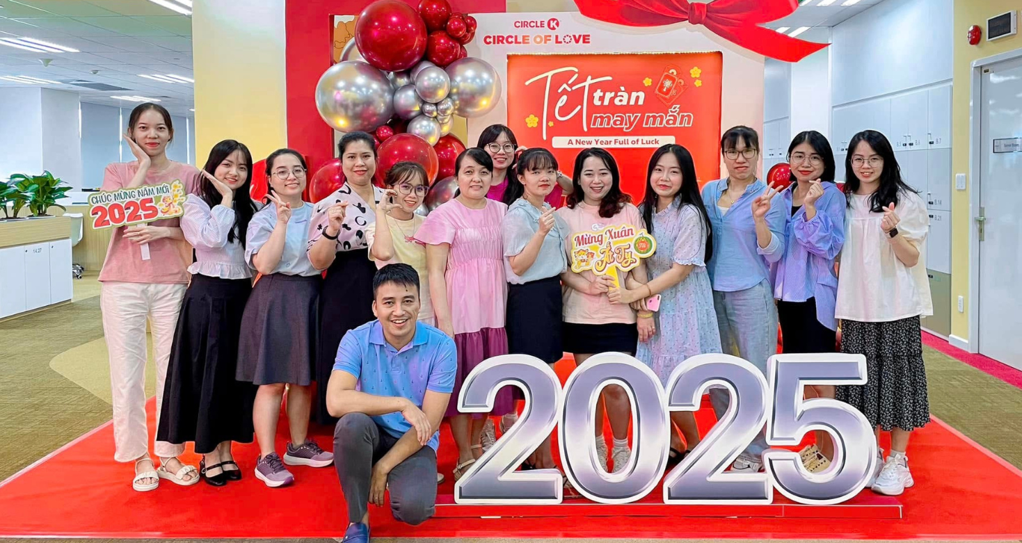 KHÔNG KHÍ TẾT TẠI CIRCLE K VIỆT NAM